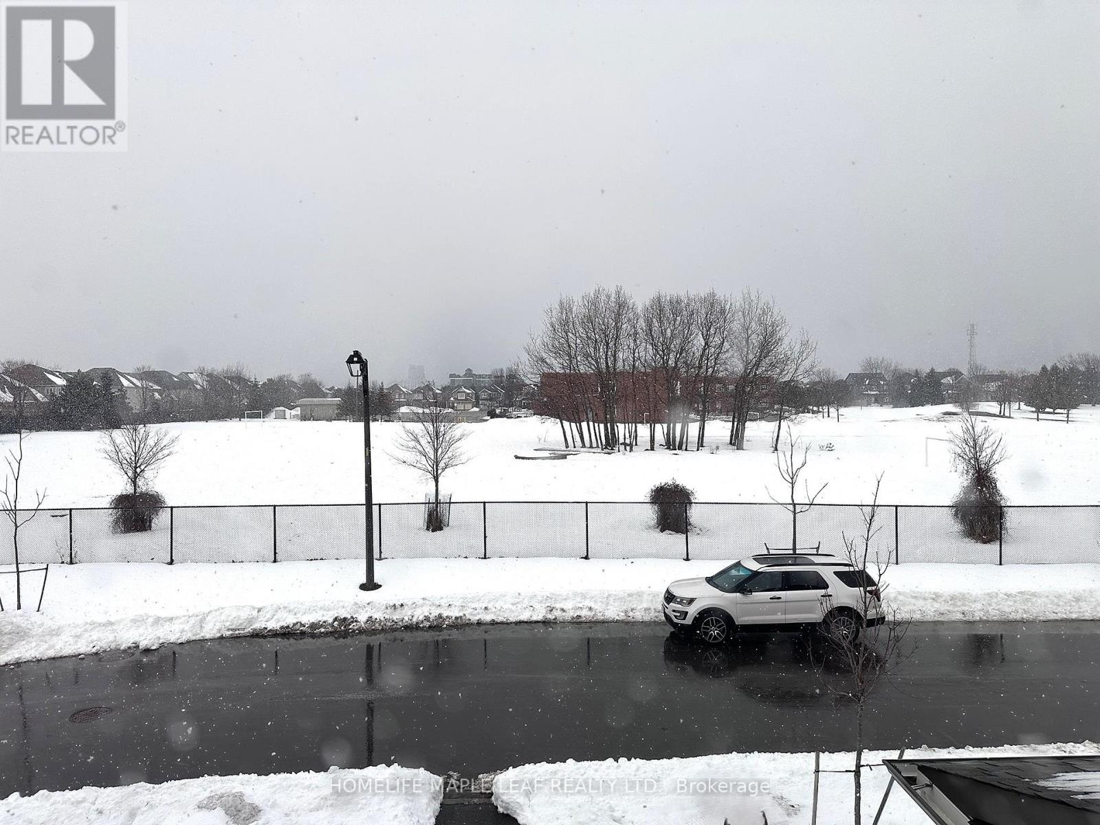 19 Waterfront Crescent, Whitby, Ontario  L1N 0M9 - Photo 14 - E12742002