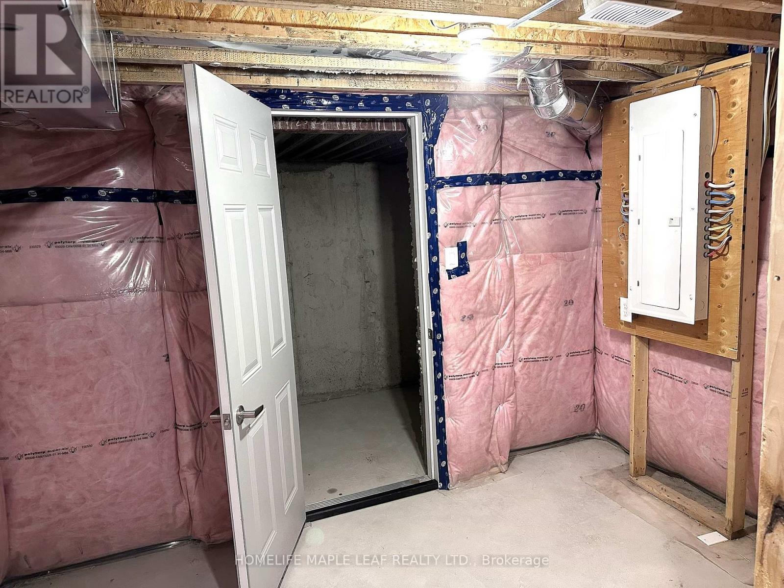 19 Waterfront Crescent, Whitby, Ontario  L1N 0M9 - Photo 28 - E12742002