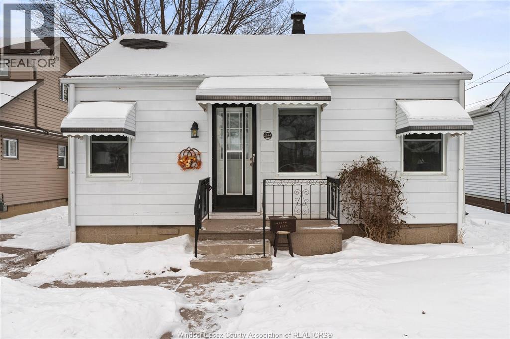 MLS# 26002211: 2244 PARENT, Windsor, Canada