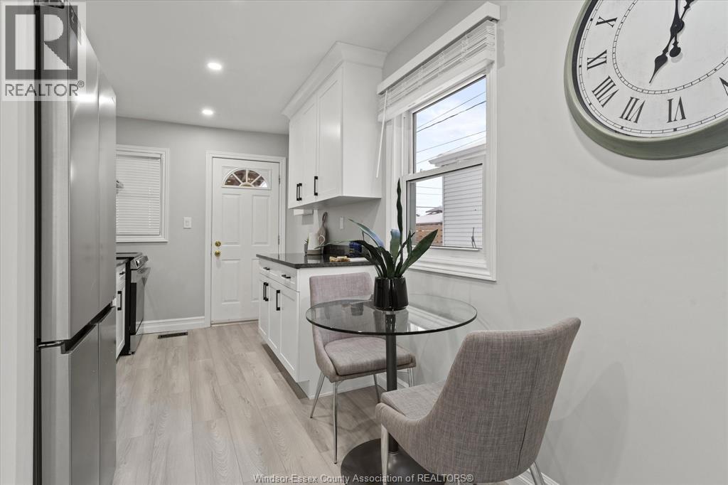 2244 Parent, Windsor, Ontario  N8W 2E3 - Photo 17 - 26002211