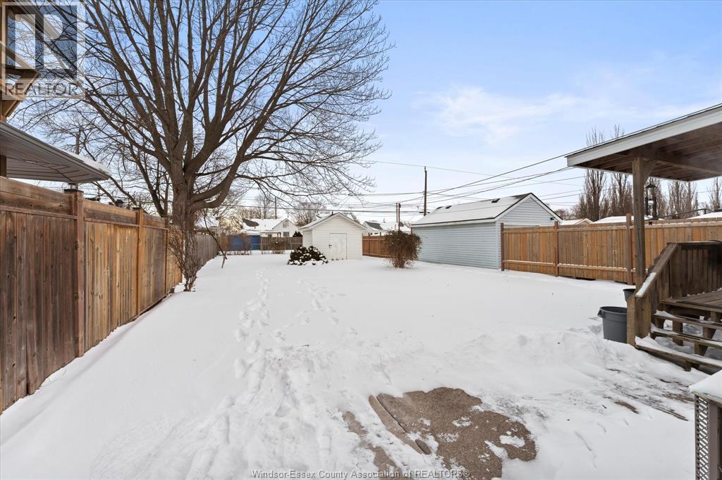 2244 Parent, Windsor, Ontario  N8W 2E3 - Photo 24 - 26002211