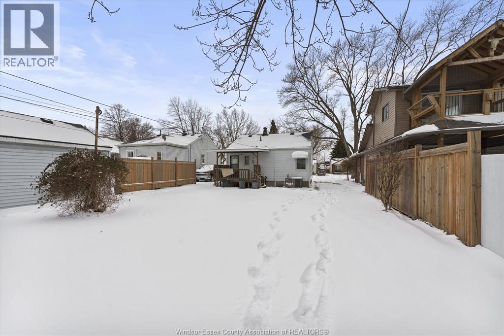 2244 Parent, Windsor, Ontario  N8W 2E3 - Photo 26 - 26002211