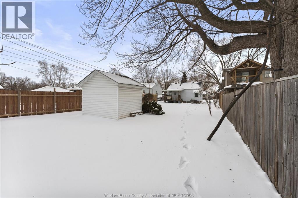 2244 Parent, Windsor, Ontario  N8W 2E3 - Photo 28 - 26002211