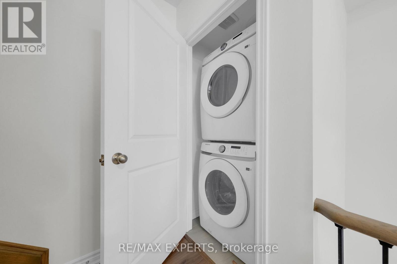 16 Griffith Street, Aurora, Ontario  L4G 7B6 - Photo 19 - N12741936