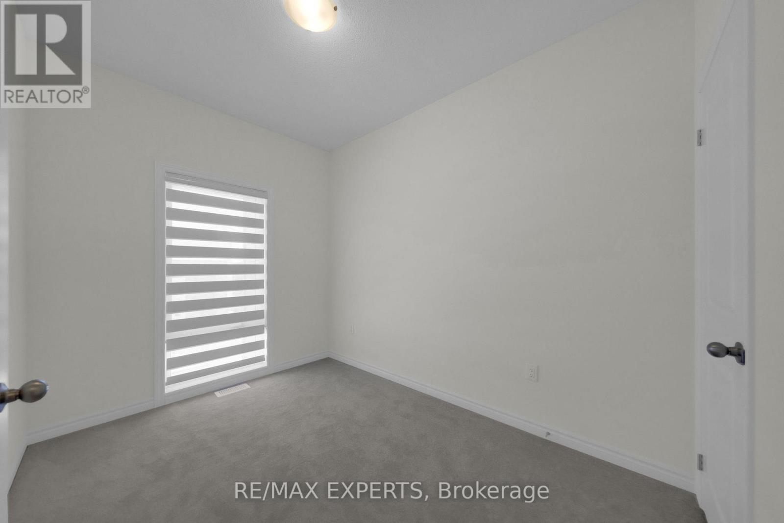 16 Griffith Street, Aurora, Ontario  L4G 7B6 - Photo 23 - N12741936