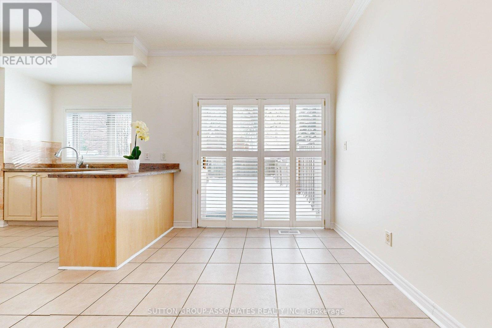 31 Pairash Avenue, Richmond Hill, Ontario  L4C 0N1 - Photo 16 - N12742096