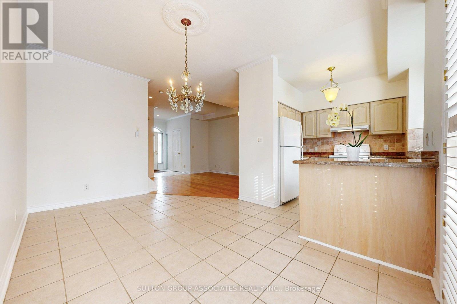 31 Pairash Avenue, Richmond Hill, Ontario  L4C 0N1 - Photo 18 - N12742096