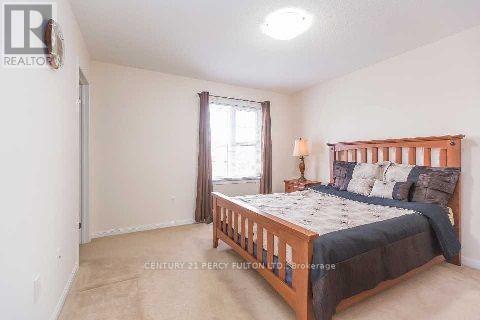 30 Terry Fox Street, Markham, Ontario  L6B 0W4 - Photo 7 - N12742116