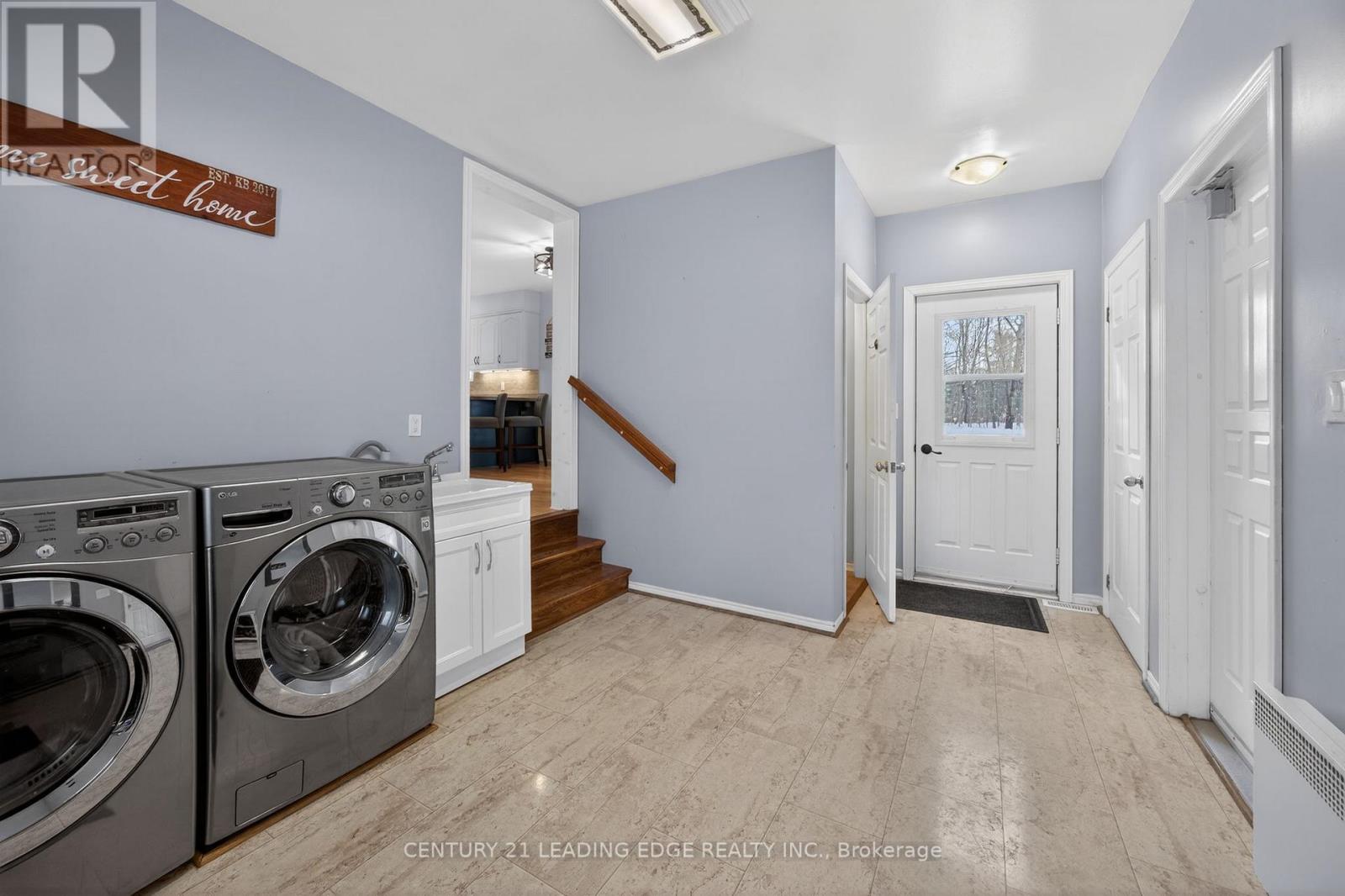 5810 Lowanda Lane, Ramara, Ontario  L0K 1W0 - Photo 20 - S12741890