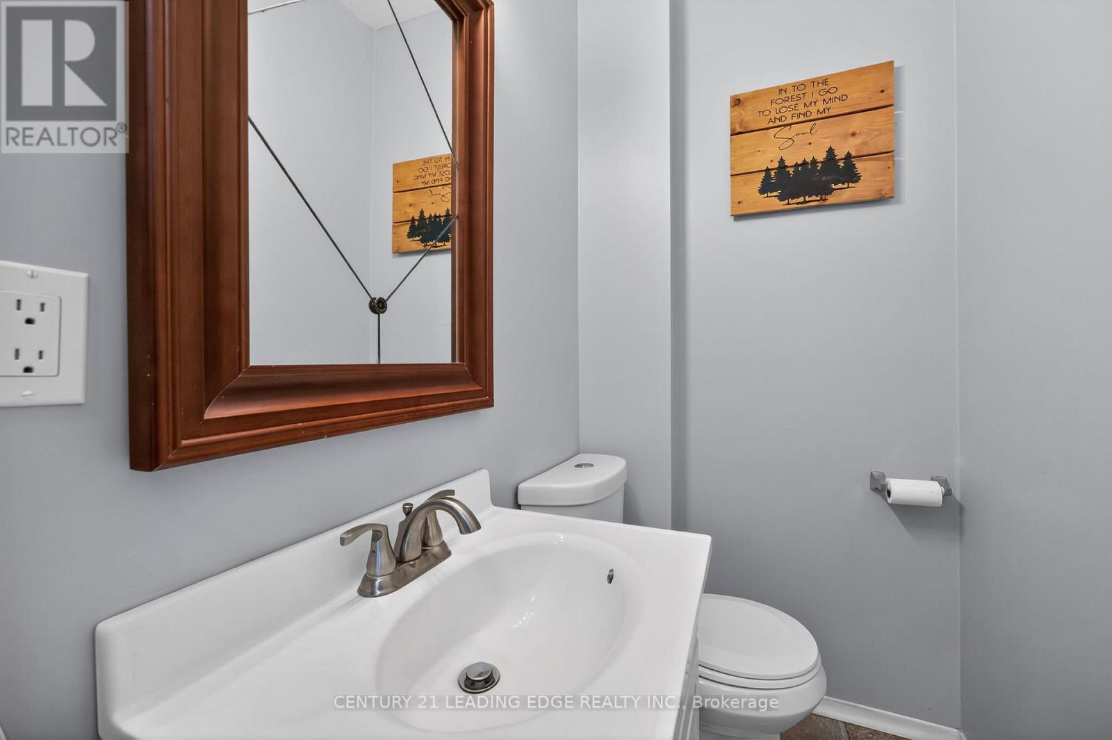 5810 Lowanda Lane, Ramara, Ontario  L0K 1W0 - Photo 21 - S12741890