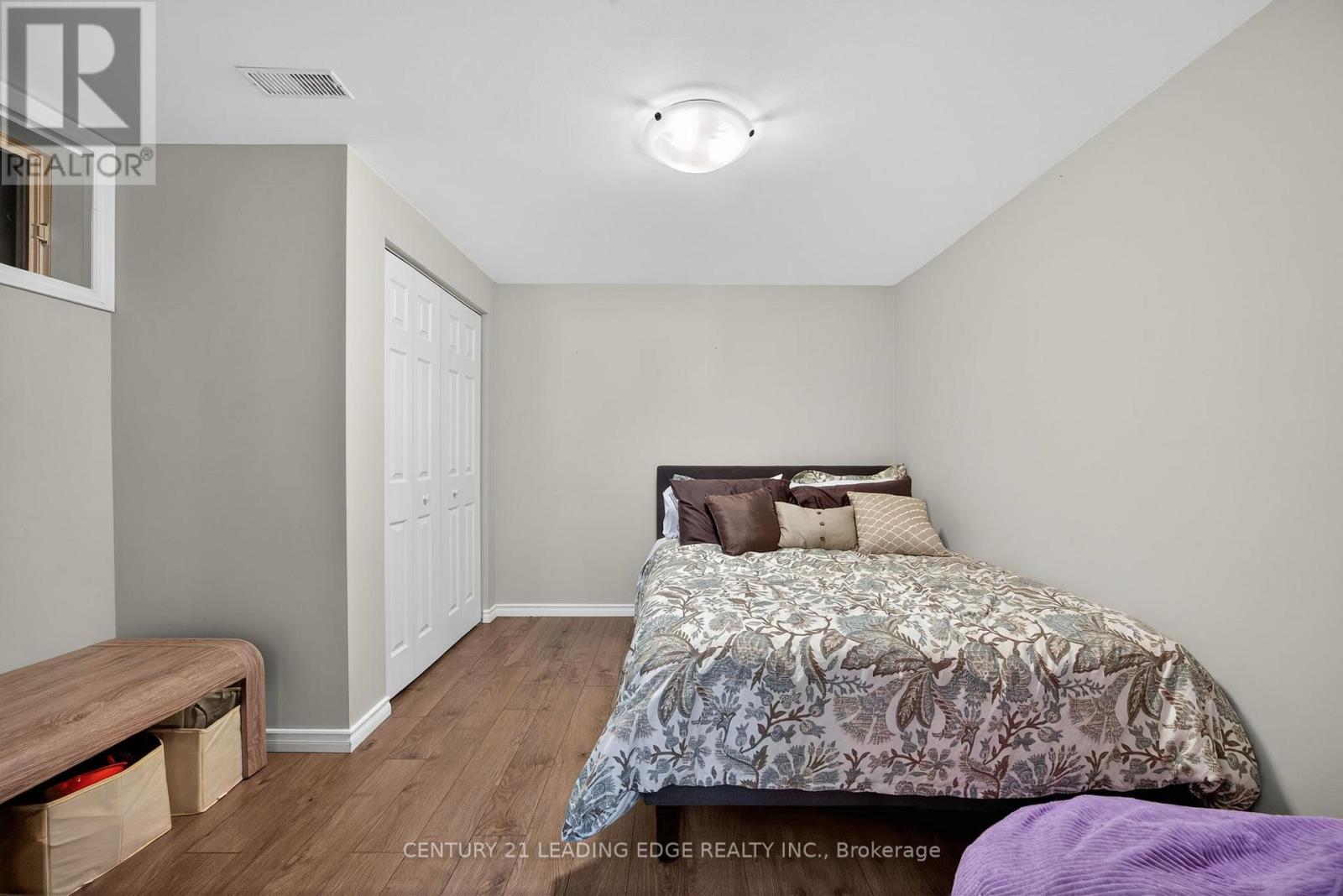 5810 Lowanda Lane, Ramara, Ontario  L0K 1W0 - Photo 39 - S12741890