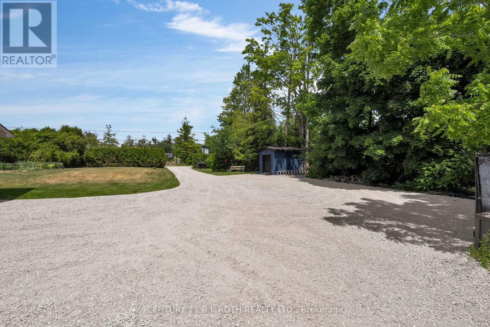 95 Lakeshore Road E, Oro-Medonte, Ontario  L0L 2E0 - Photo 31 - S12742000