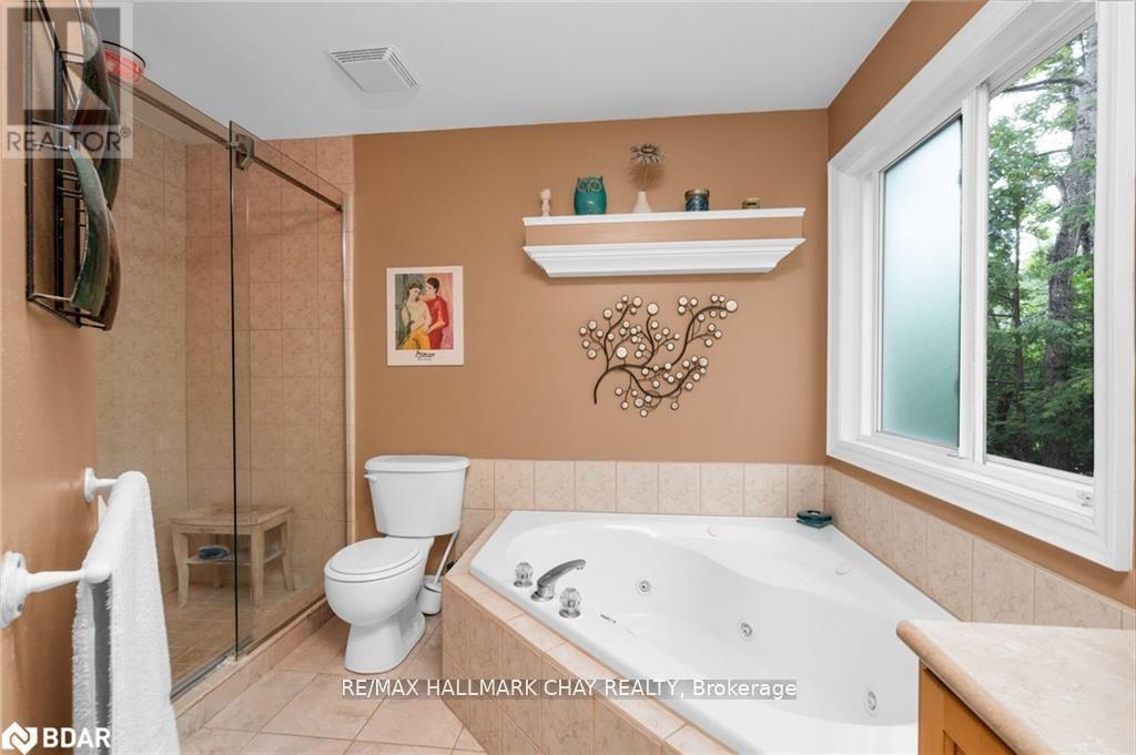 19 Constance Boulevard, Wasaga Beach, Ontario  L9Z 2Y5 - Photo 15 - S12742018