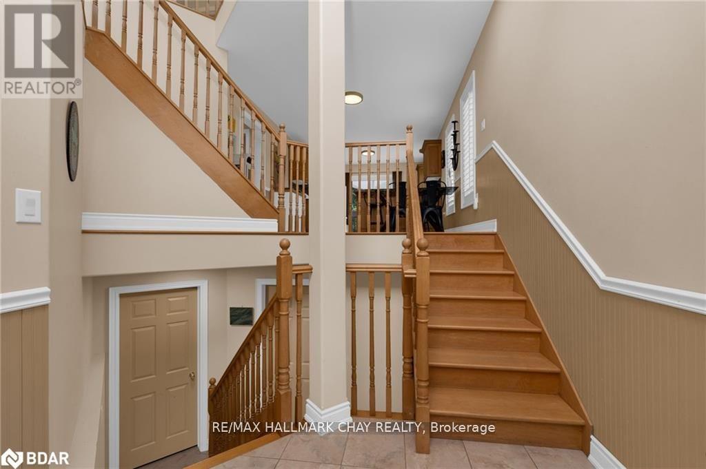 19 Constance Boulevard, Wasaga Beach, Ontario  L9Z 2Y5 - Photo 6 - S12742018