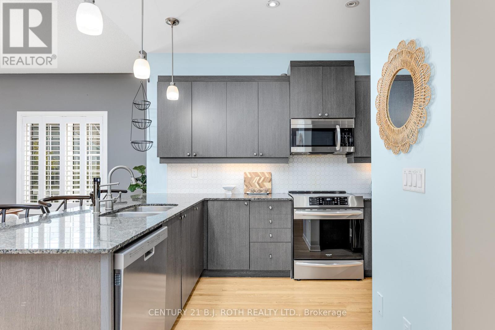 3327 Summerhill Way N, Severn (West Shore), Ontario  L3V 0E1 - Photo 27 - S12742122