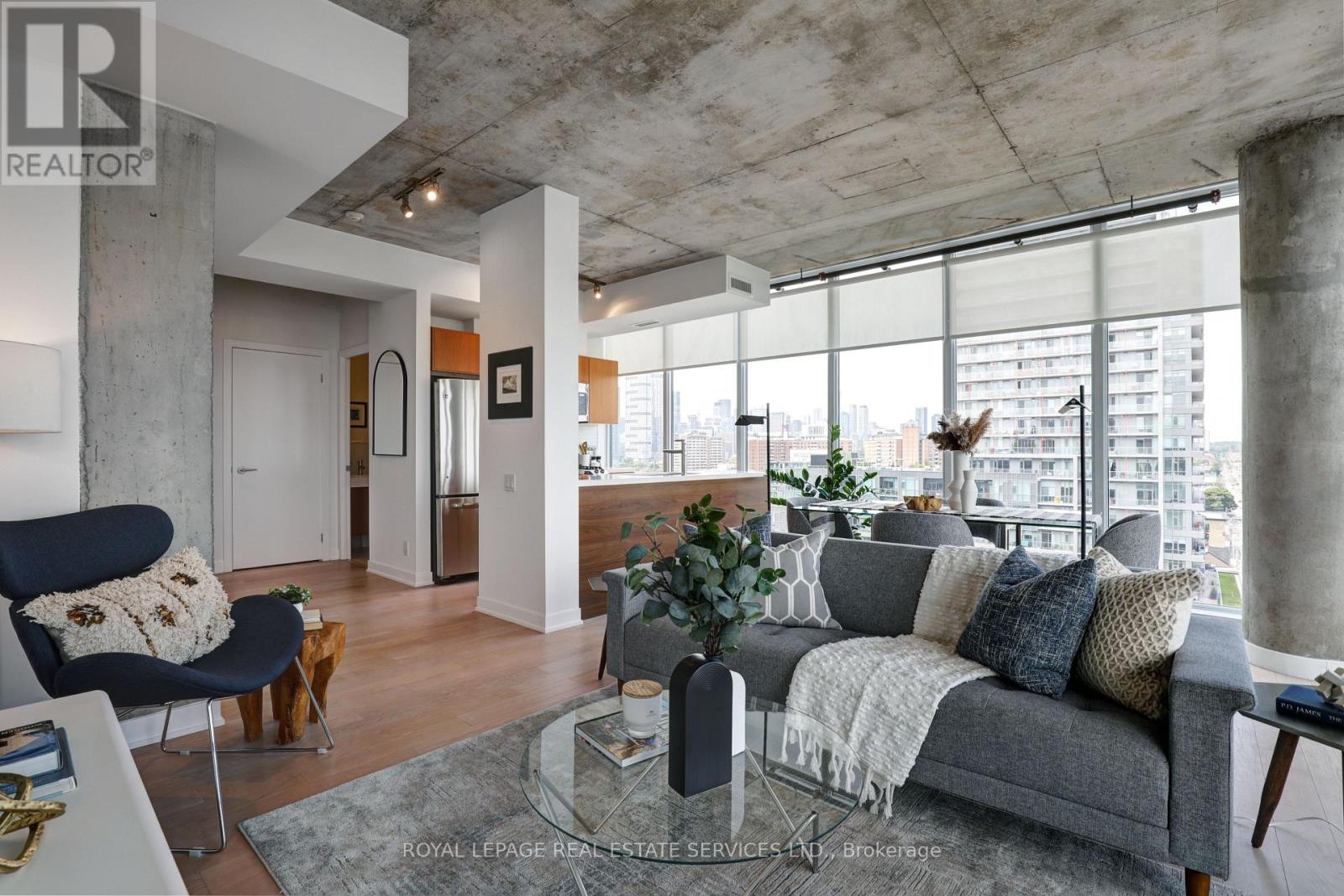 1305 - 318 KING STREET E, Toronto, Ontario