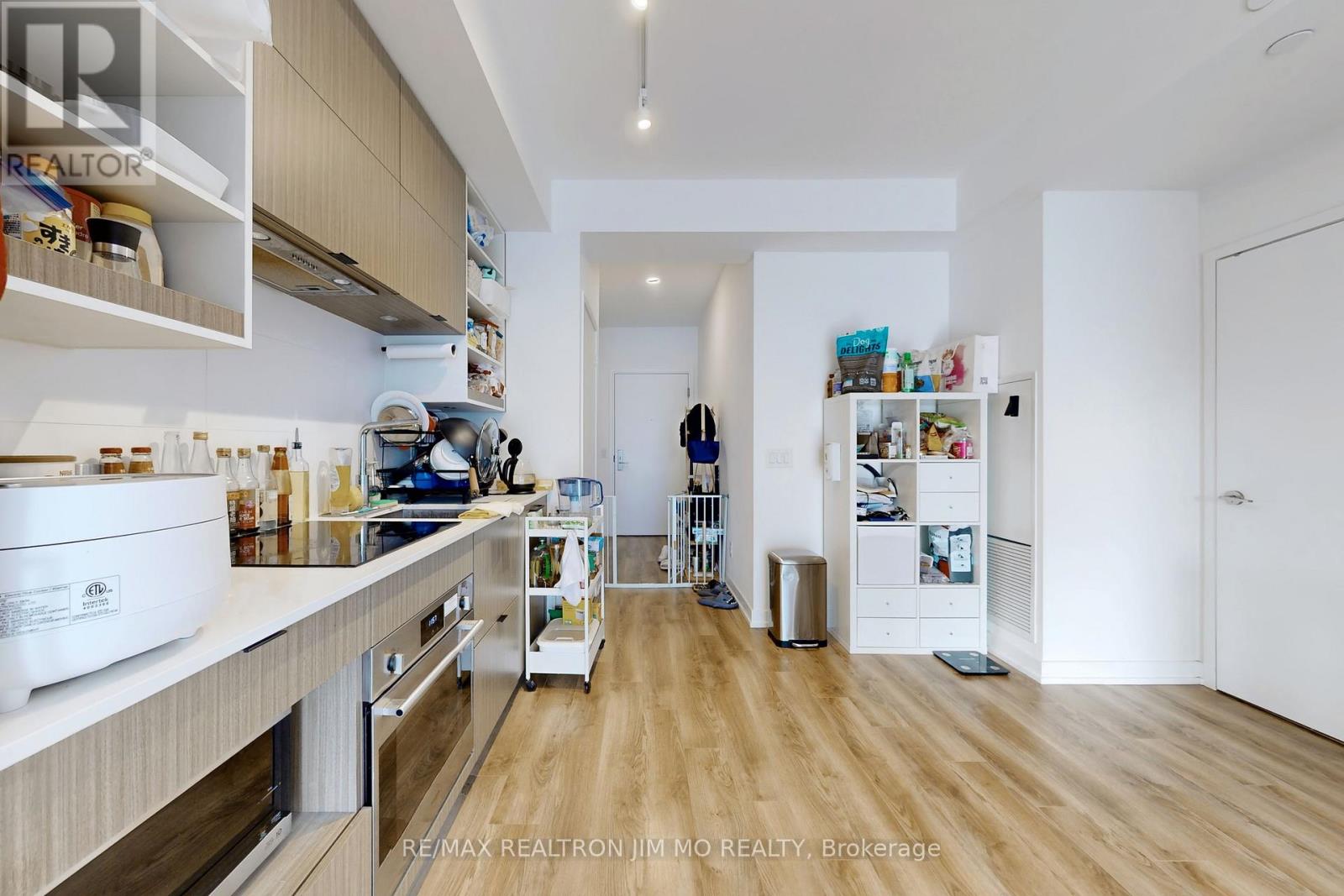 2305 - 20 Edward Street, Toronto, Ontario  M5G 0C5 - Photo 12 - C12707696