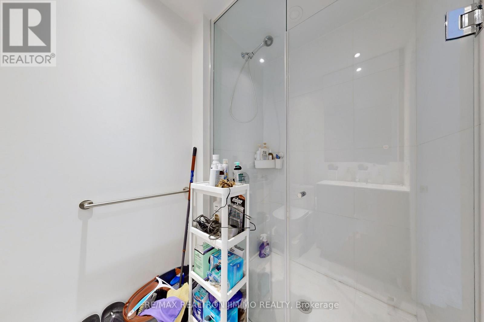 2305 - 20 Edward Street, Toronto, Ontario  M5G 0C5 - Photo 17 - C12707696