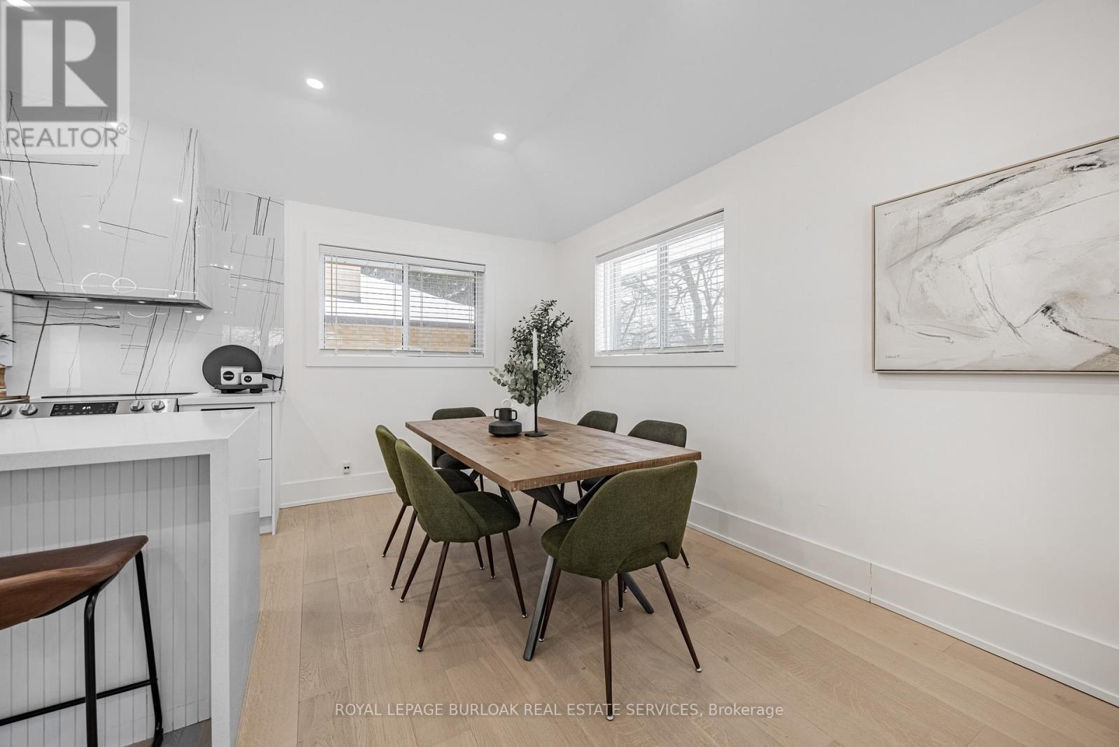 248 Wales Crescent, Oakville, Ontario  L6L 3X7 - Photo 7 - W12741900