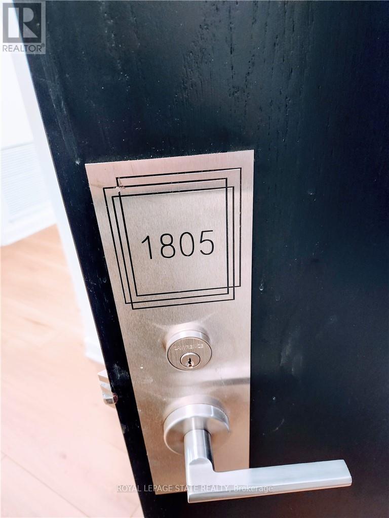 1805 - 2007 James Street, Burlington, Ontario  L7R 0G7 - Photo 2 - W12741908