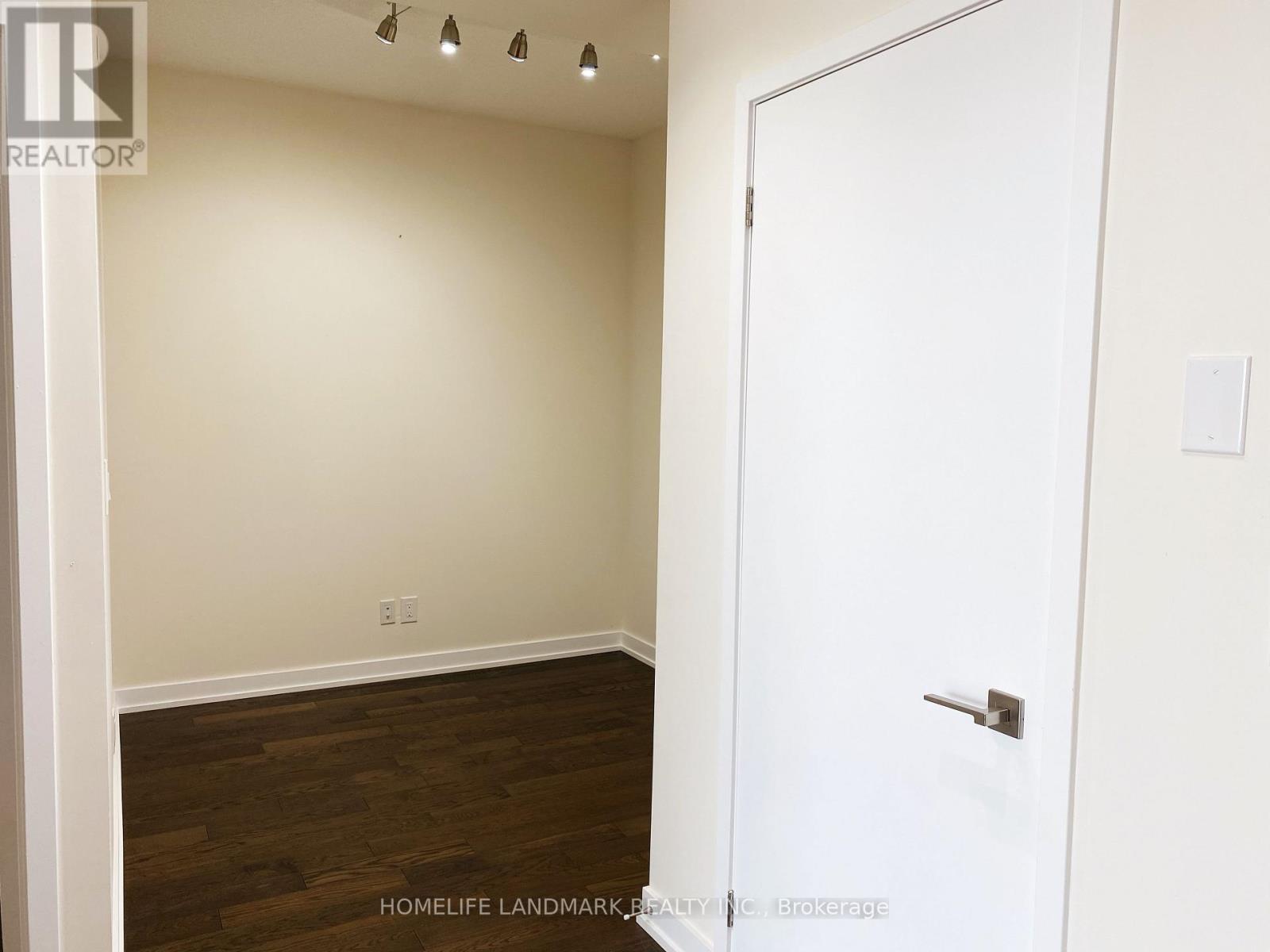 2310 - 510 Curran Place, Mississauga, Ontario  L5B 0J8 - Photo 10 - W12741934