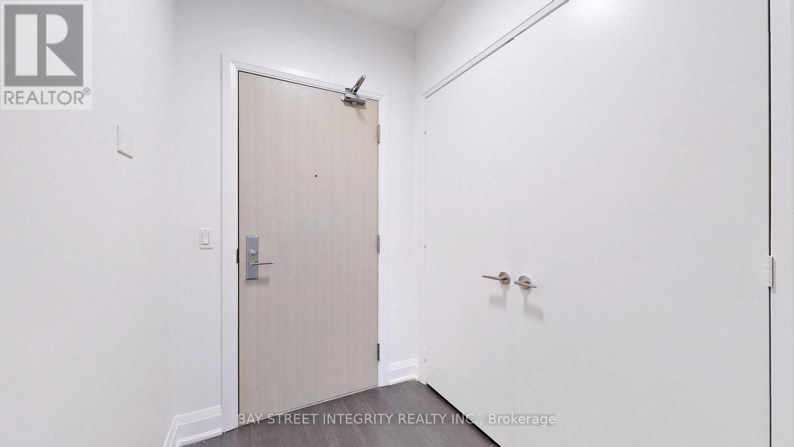 801 - 16 Mcadam Avenue, Toronto, Ontario  M6A 0B9 - Photo 12 - W12741938