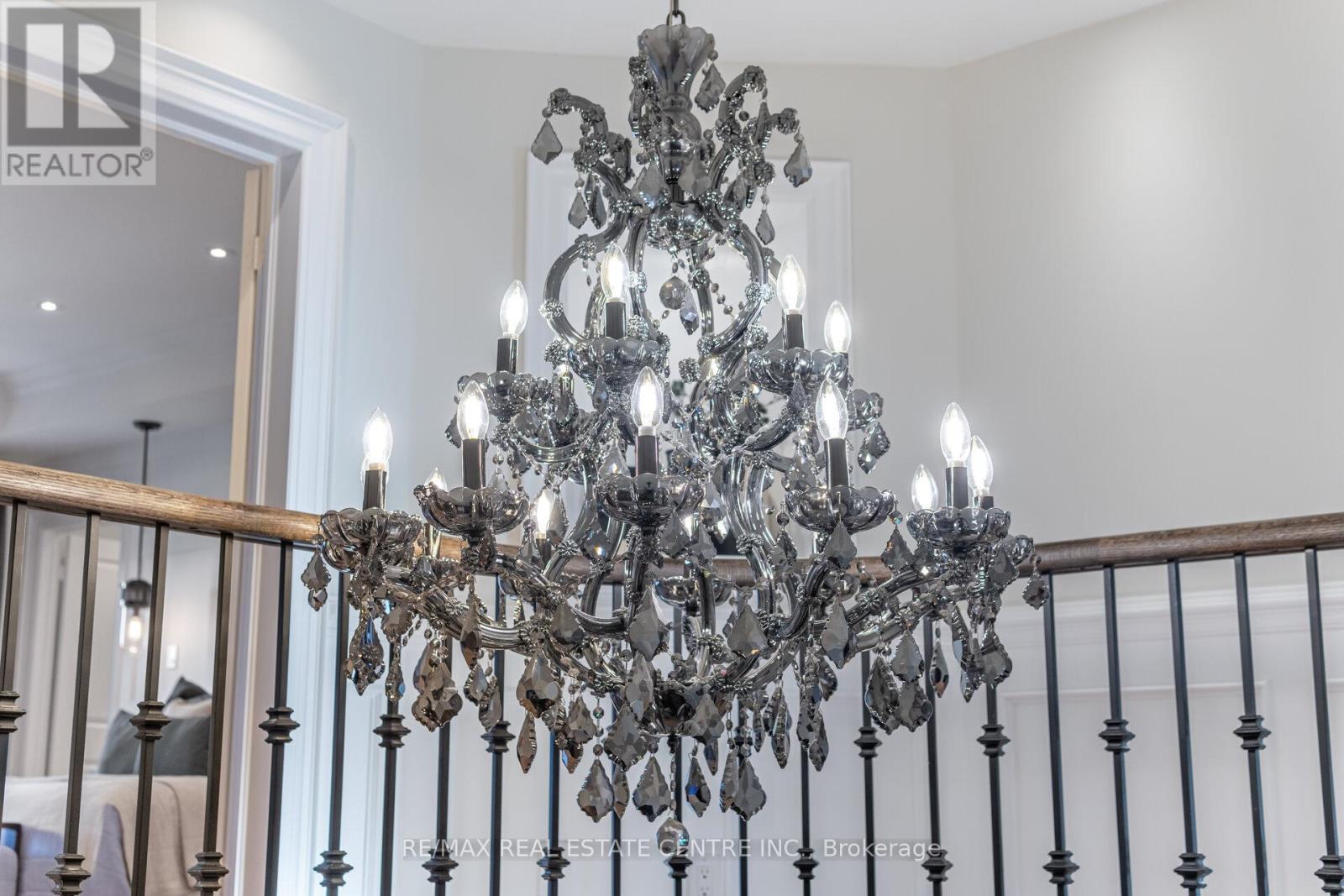 4 Crown Forest Court, Brampton, Ontario  L6Y 2Y5 - Photo 28 - W12741946