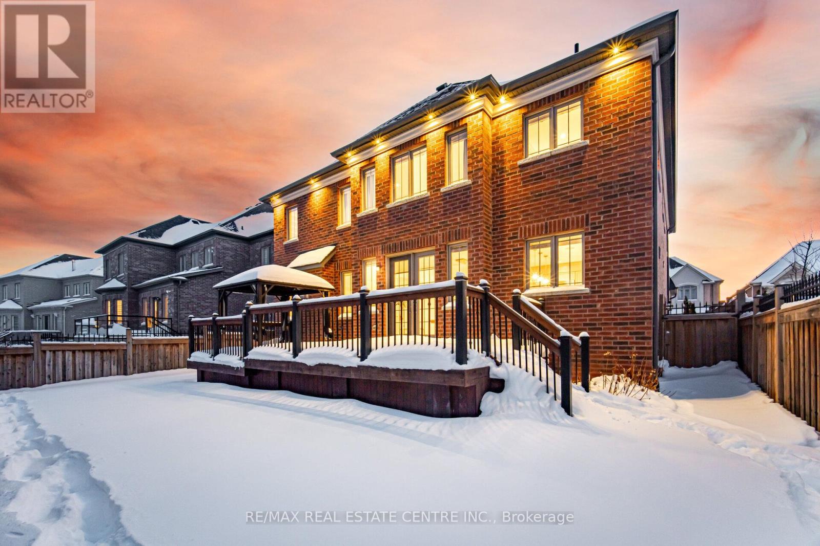 4 Crown Forest Court, Brampton, Ontario  L6Y 2Y5 - Photo 49 - W12741946