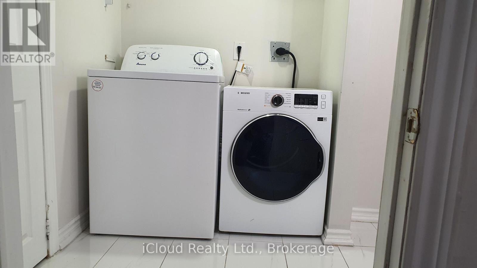 5 Inder Heights Drive, Brampton, Ontario  L6Z 3M4 - Photo 9 - W12742054