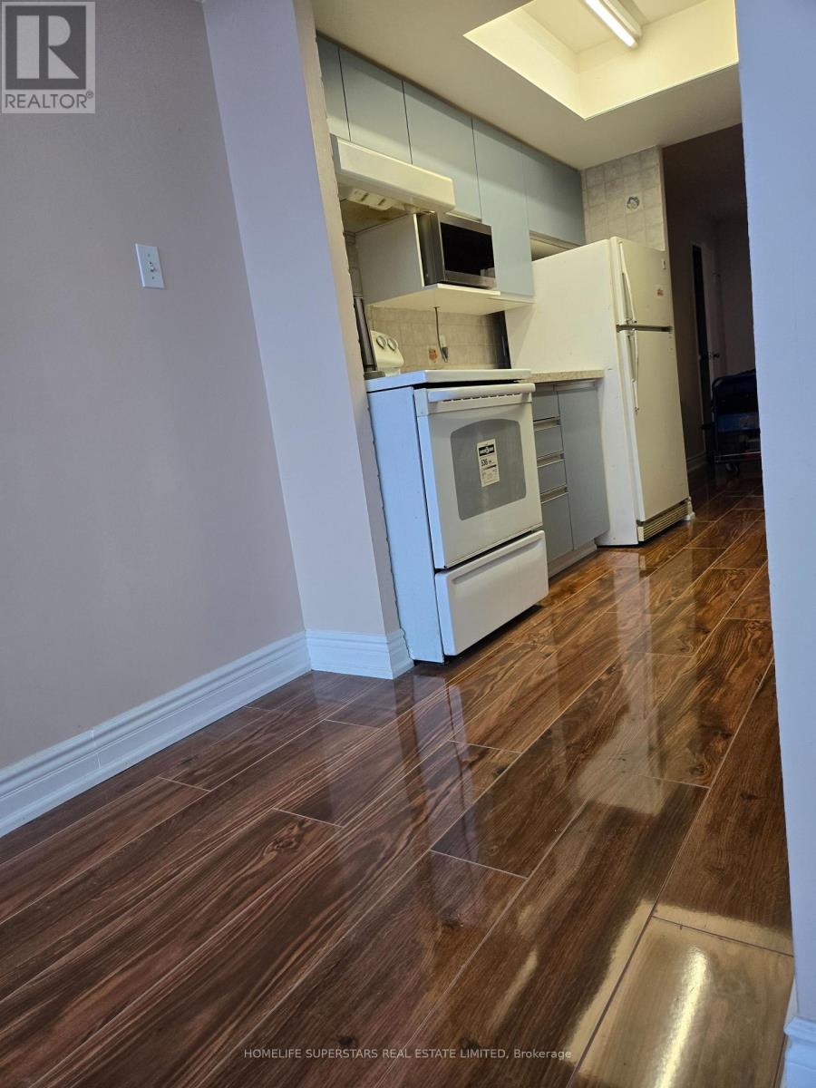 607 - 3 Rowntree Road E, Toronto, Ontario  M9V 5G8 - Photo 19 - W12742056