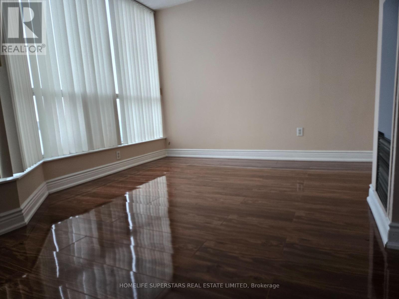 607 - 3 Rowntree Road E, Toronto, Ontario  M9V 5G8 - Photo 6 - W12742056