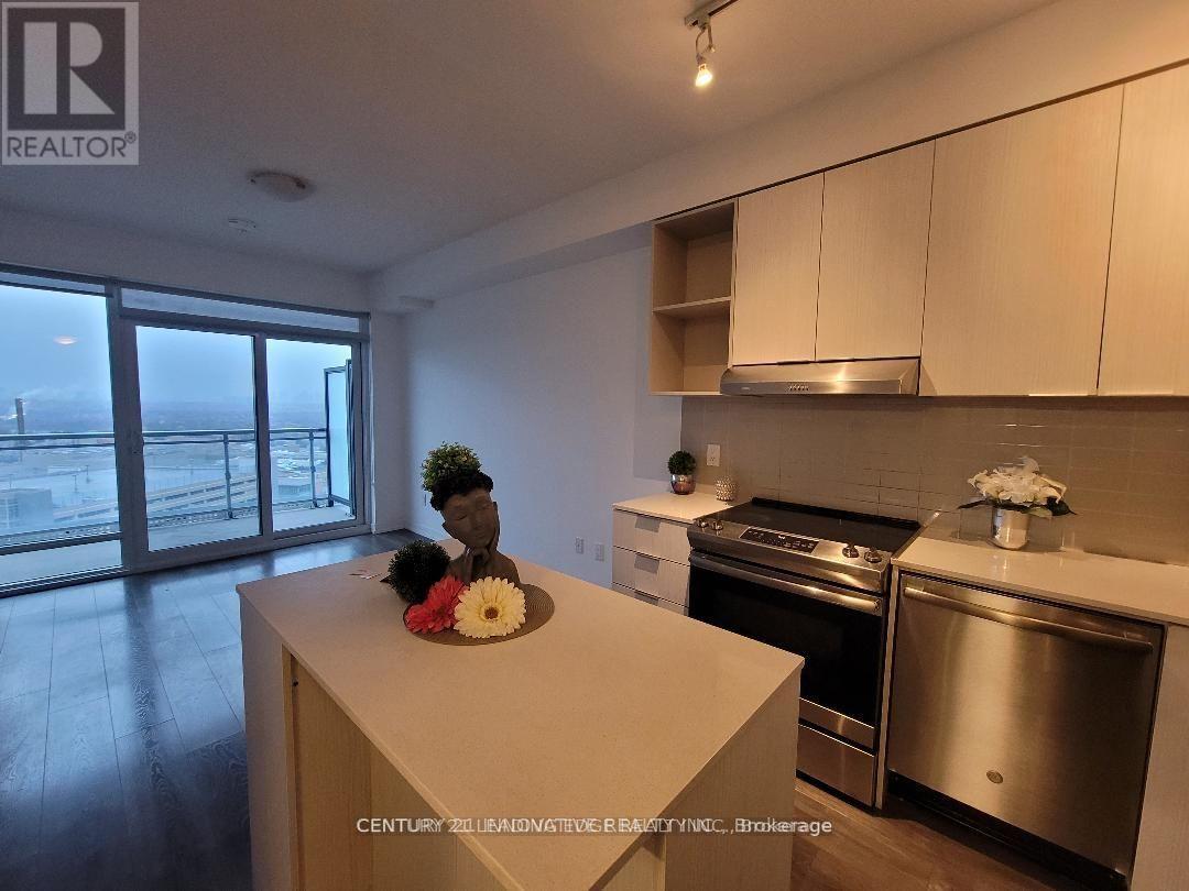 2520 Eglinton Avenue W, Mississauga, Ontario  L5M 0Y4 - Photo 12 - W12742068