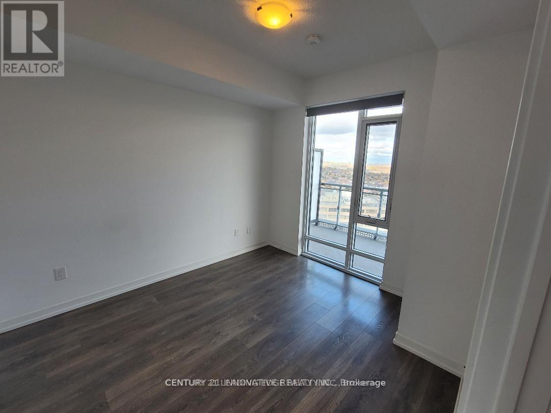 2520 Eglinton Avenue W, Mississauga, Ontario  L5M 0Y4 - Photo 20 - W12742068