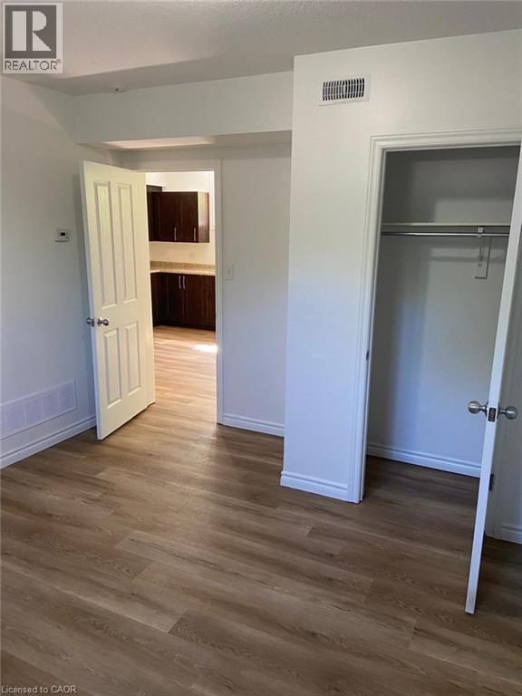 32 Elmsdale Drive Unit# 3b, Kitchener, Ontario  N2E 1H6 - Photo 8 - 40801768