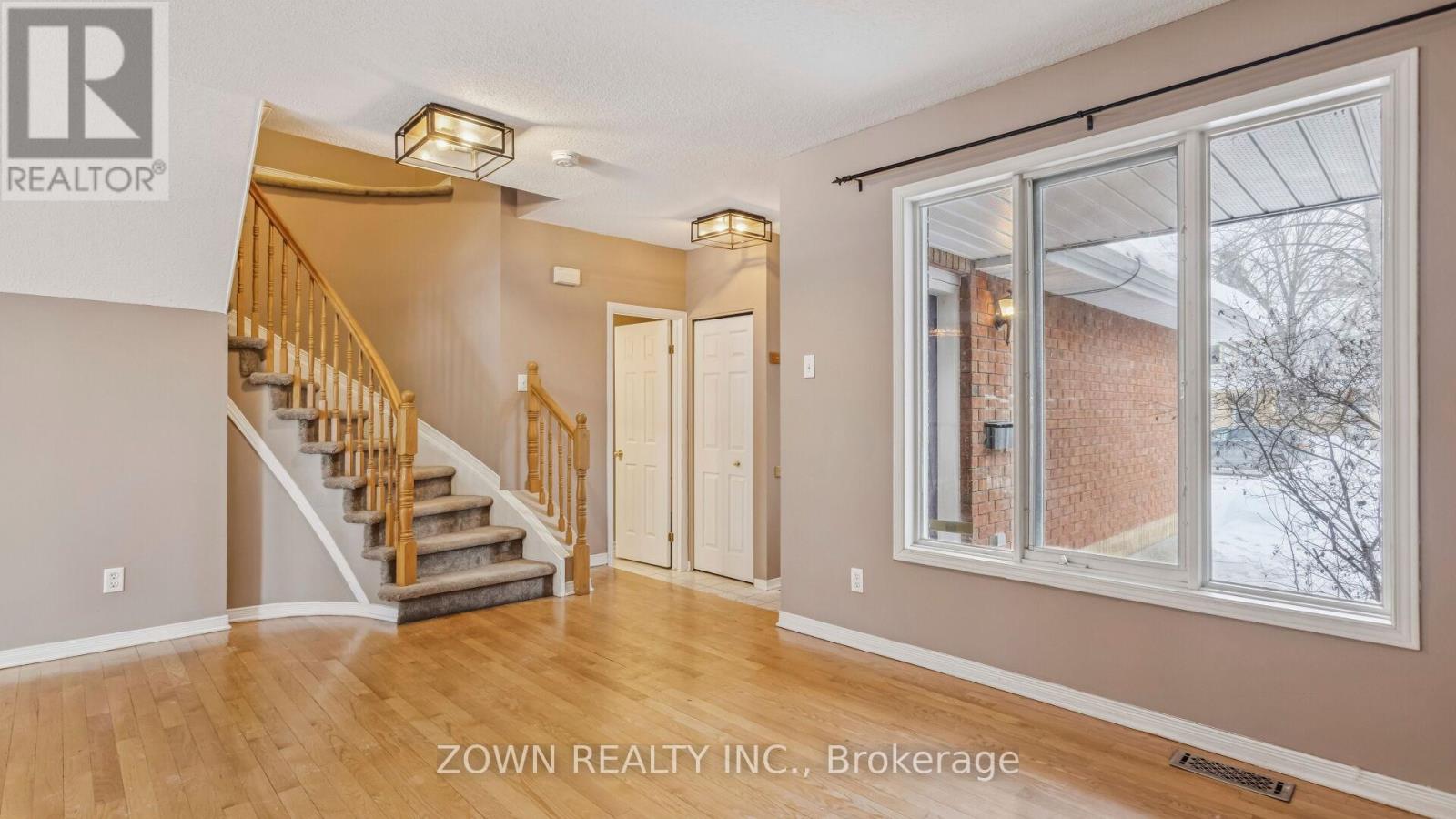 104 Banchory Crescent, Ottawa, Ontario  K2K 2V2 - Photo 15 - X12741904