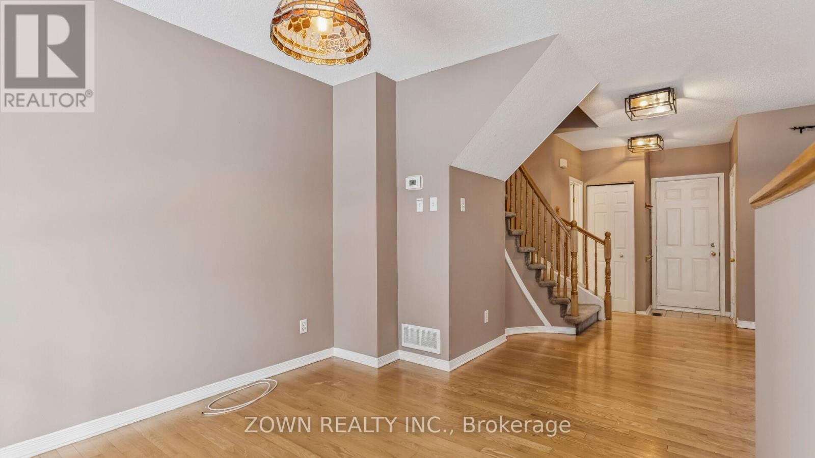 104 Banchory Crescent, Ottawa, Ontario  K2K 2V2 - Photo 16 - X12741904