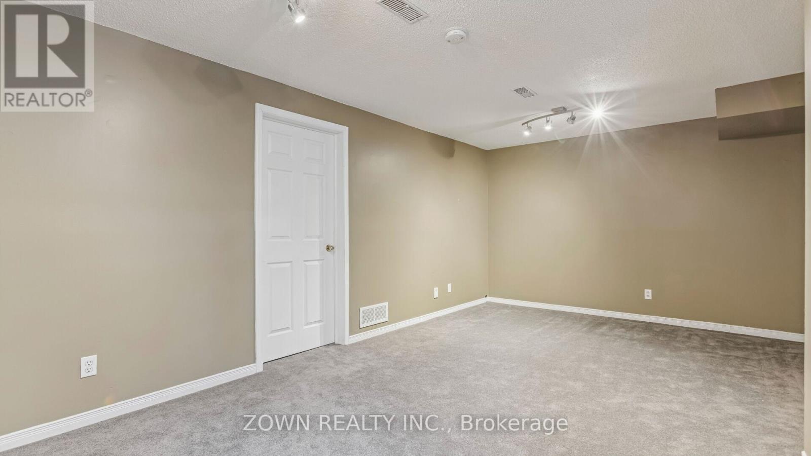 104 Banchory Crescent, Ottawa, Ontario  K2K 2V2 - Photo 20 - X12741904