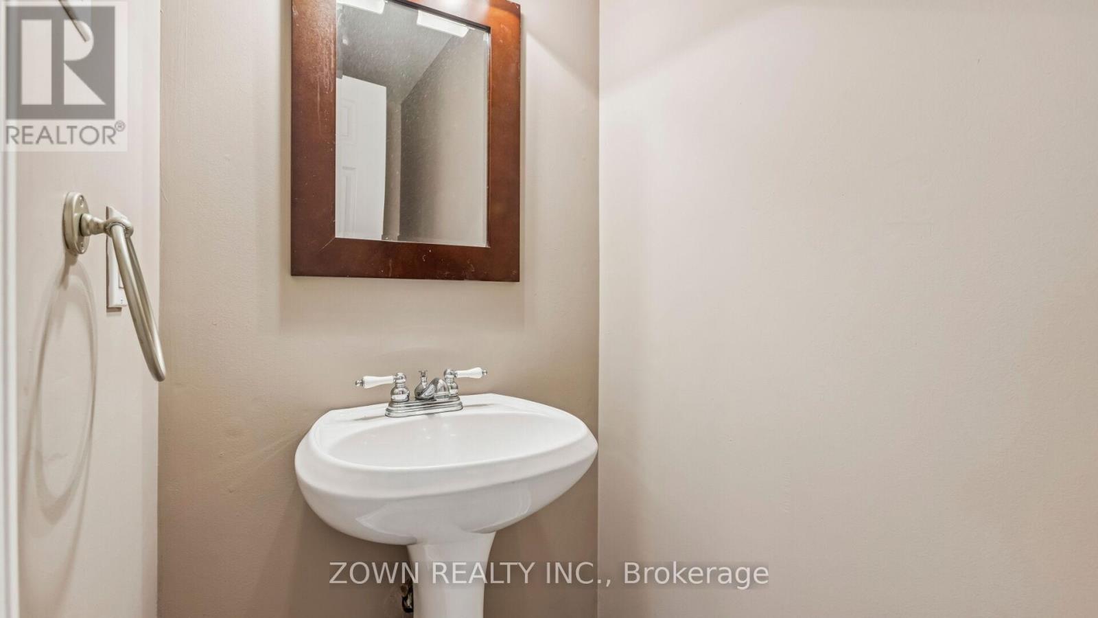 104 Banchory Crescent, Ottawa, Ontario  K2K 2V2 - Photo 21 - X12741904