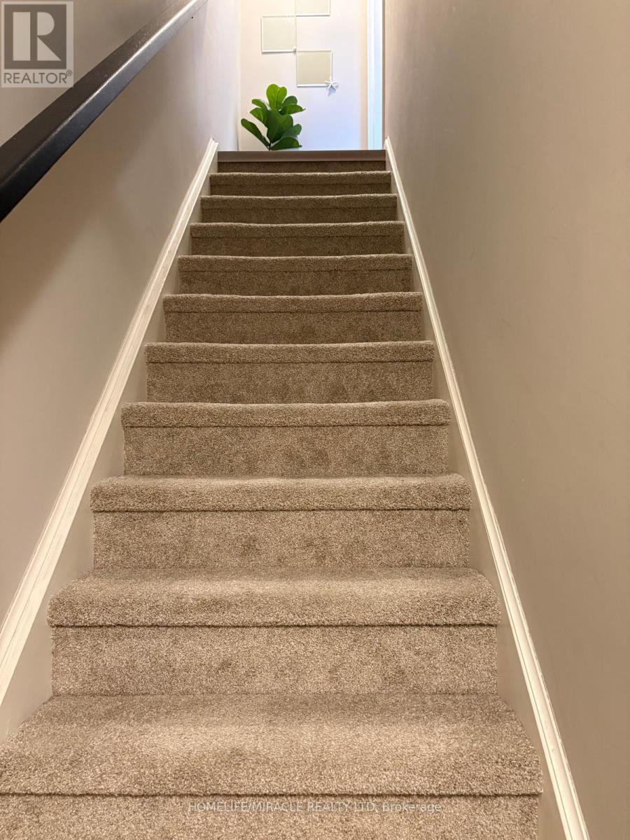 45 - 261 Chapel Hill Drive, Kitchener, Ontario  N2R 1N5 - Photo 9 - X12741958