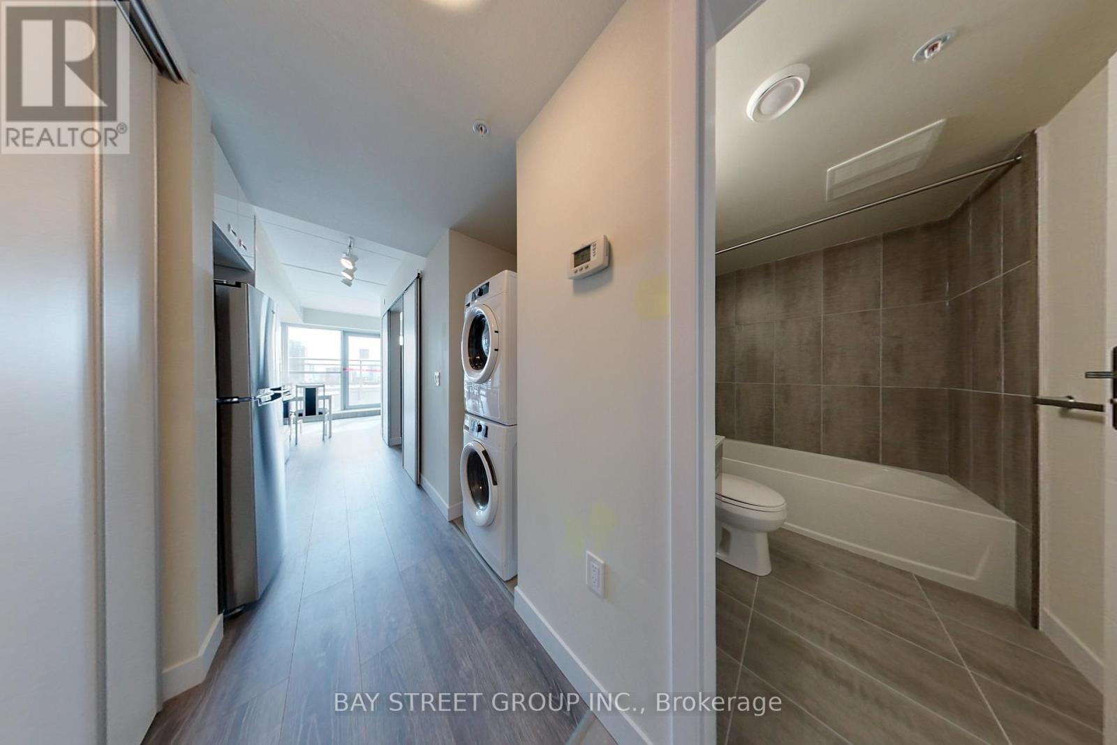 305 - 257 Hemlock Street, Waterloo, Ontario  N2L 3R4 - Photo 4 - X12741960