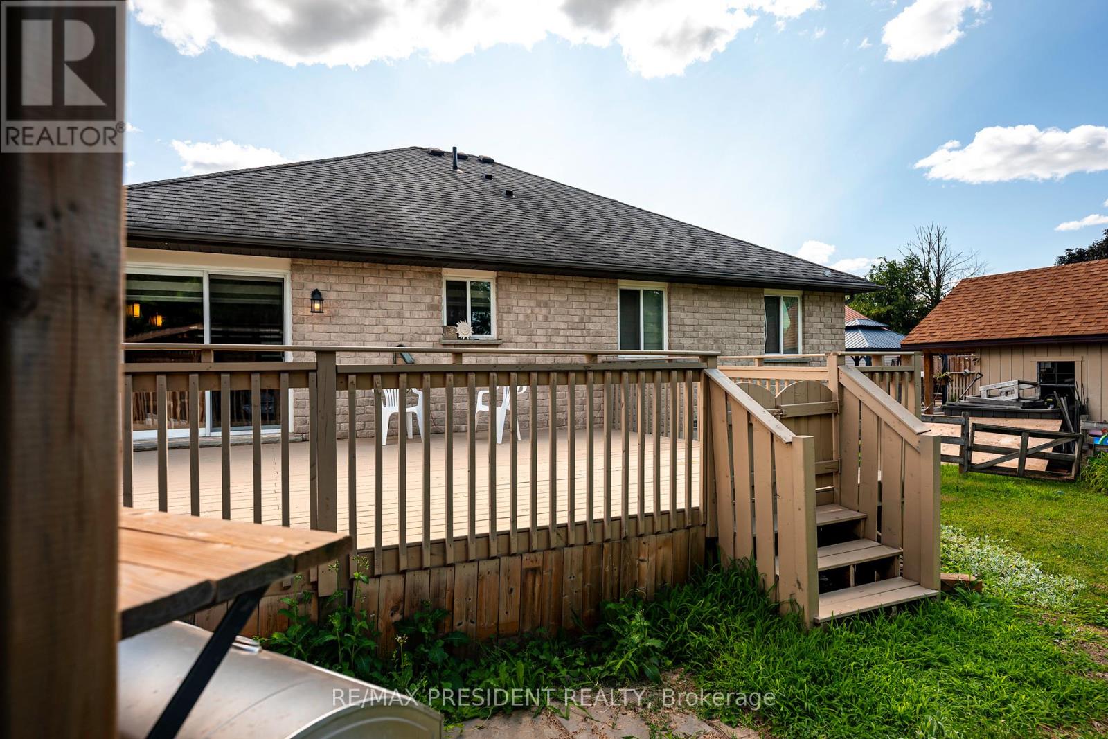 181 Edward Street, Wellington North, Ontario  N0G 1A0 - Photo 13 - X12742032