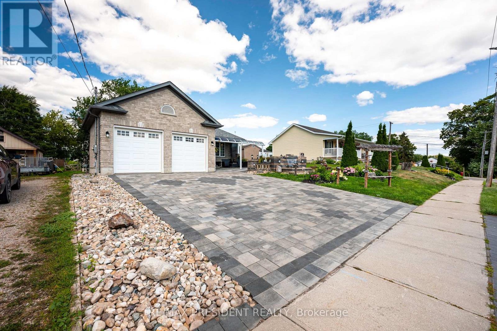 181 Edward Street, Wellington North, Ontario  N0G 1A0 - Photo 4 - X12742032