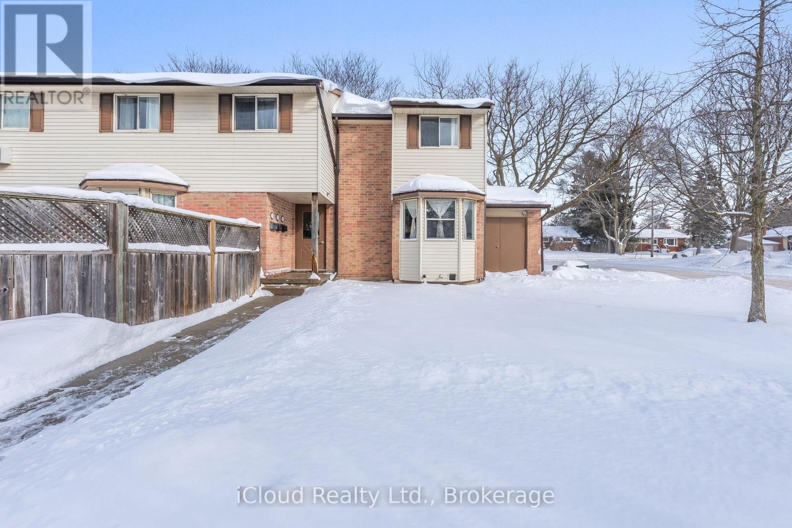 1 - 40 SILVERCREEK PARKWAY, Guelph, Ontario