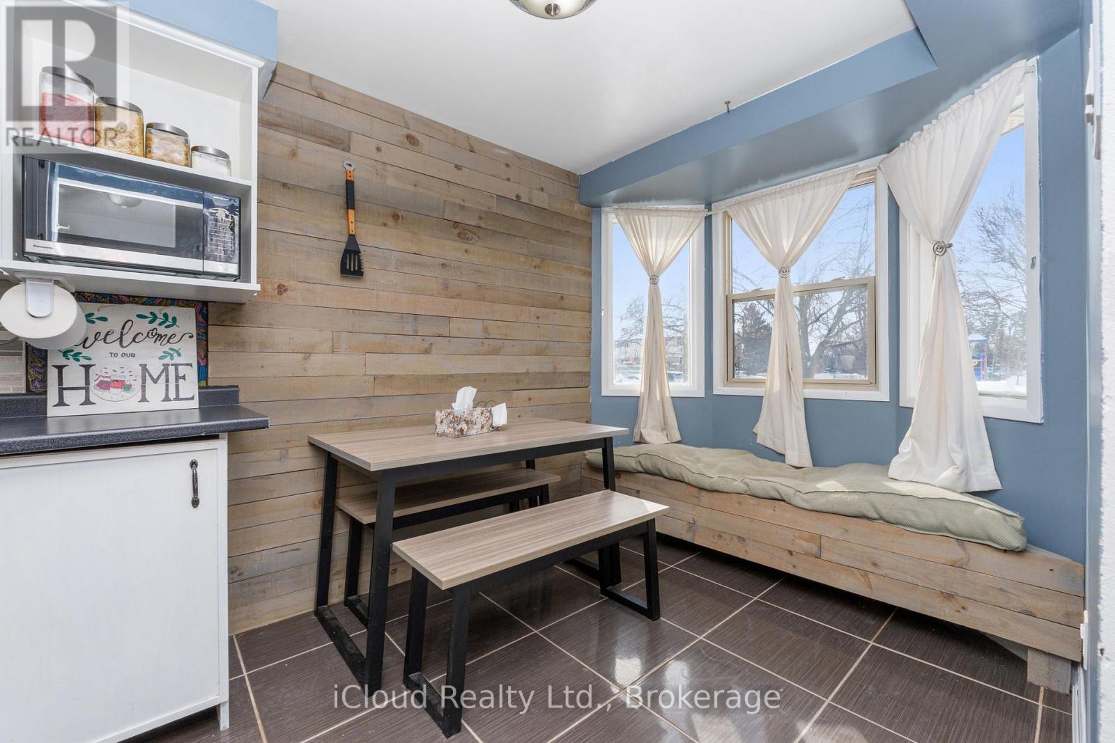 1 - 40 Silvercreek Parkway, Guelph, Ontario  N1H 7X5 - Photo 6 - X12742112