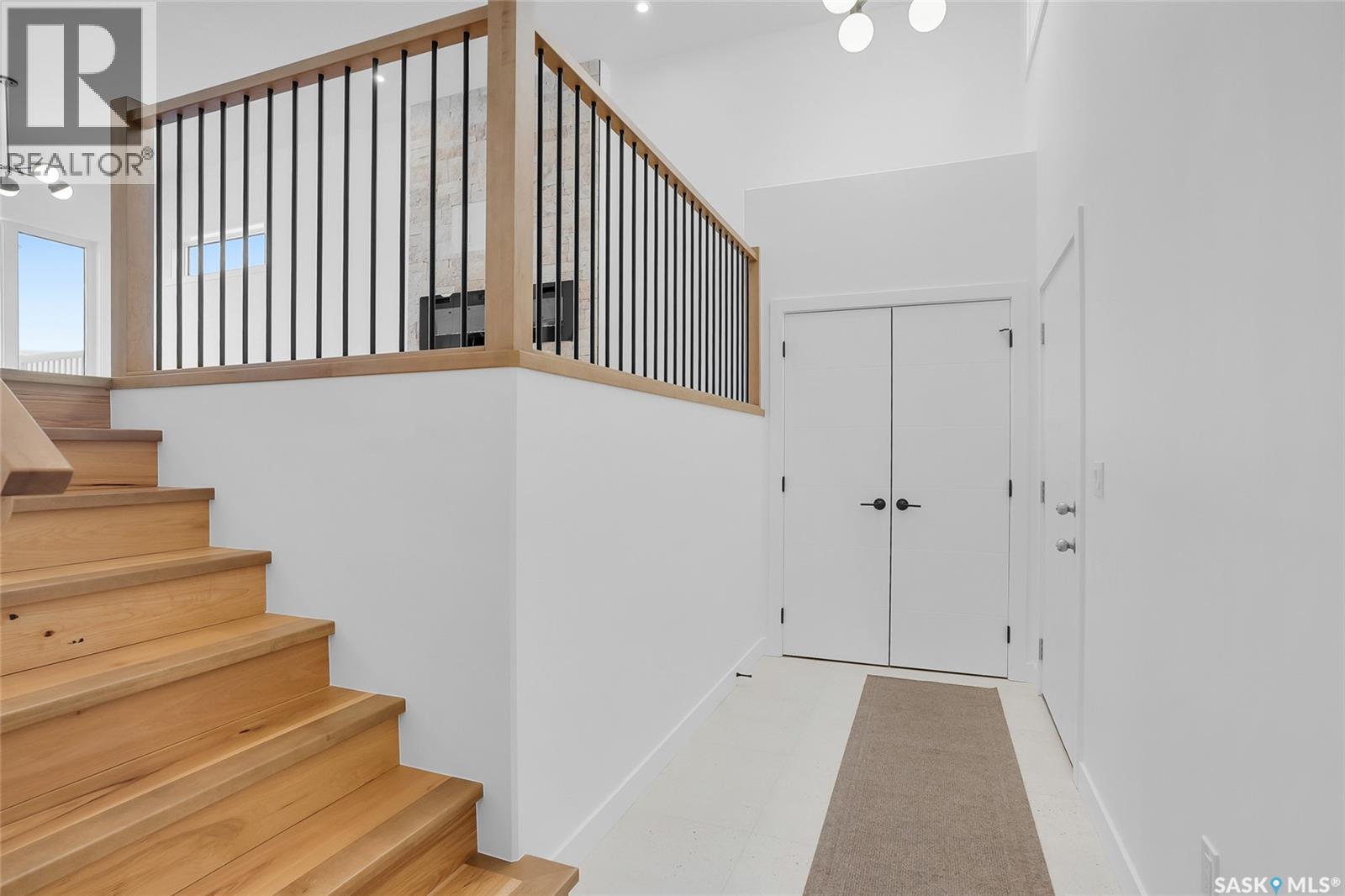 608 Ballesteros Crescent, Warman, Saskatchewan  S0K 4S4 - Photo 2 - SK027670