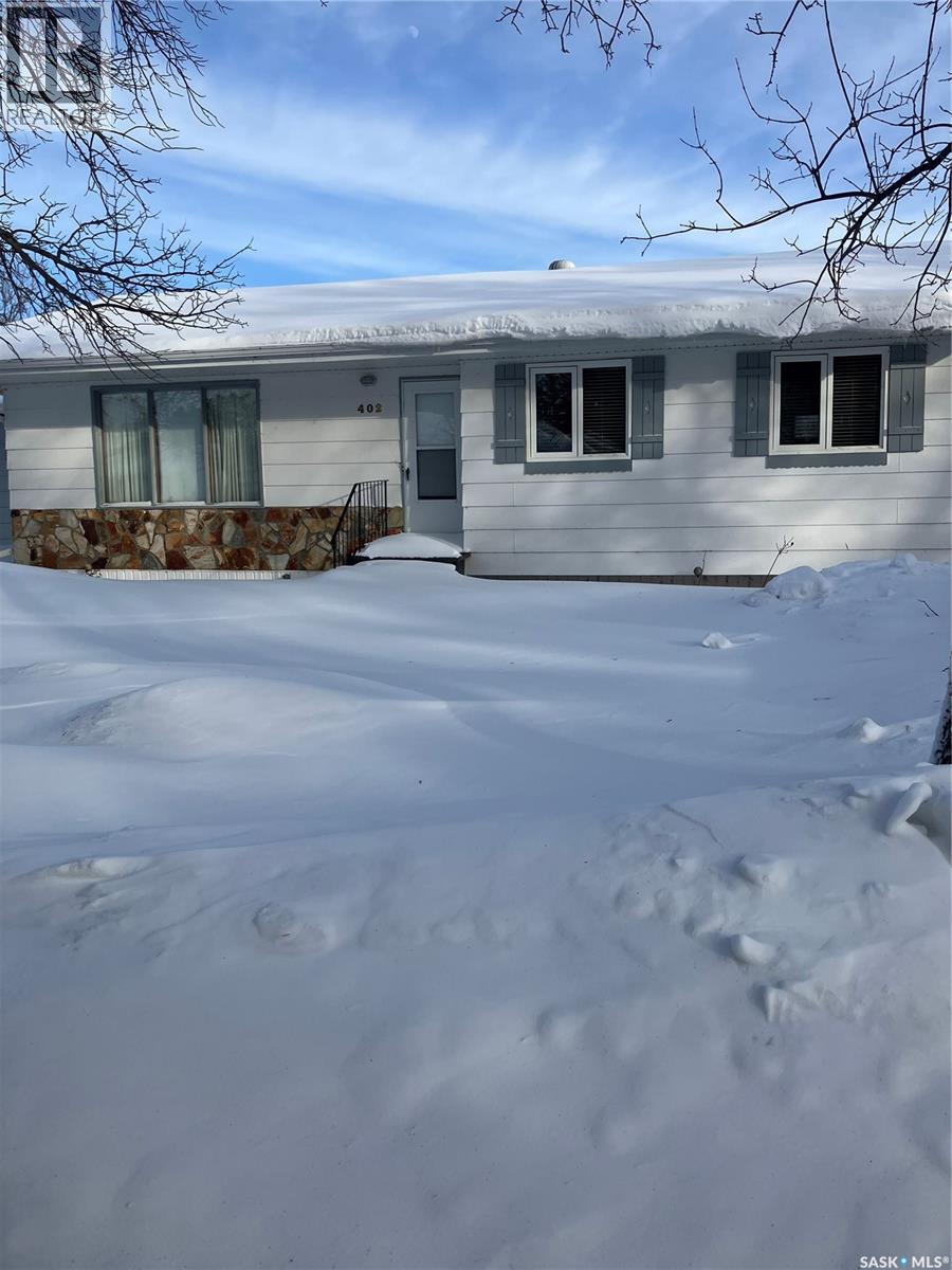 402 3rd STREET NW, ituna, Saskatchewan