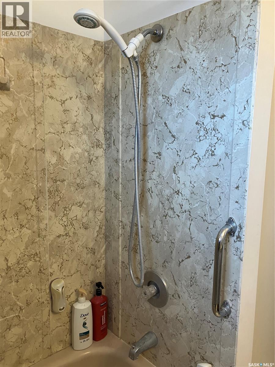 402 3rd Street Nw, Ituna, Saskatchewan  S0A 1N0 - Photo 12 - SK027669