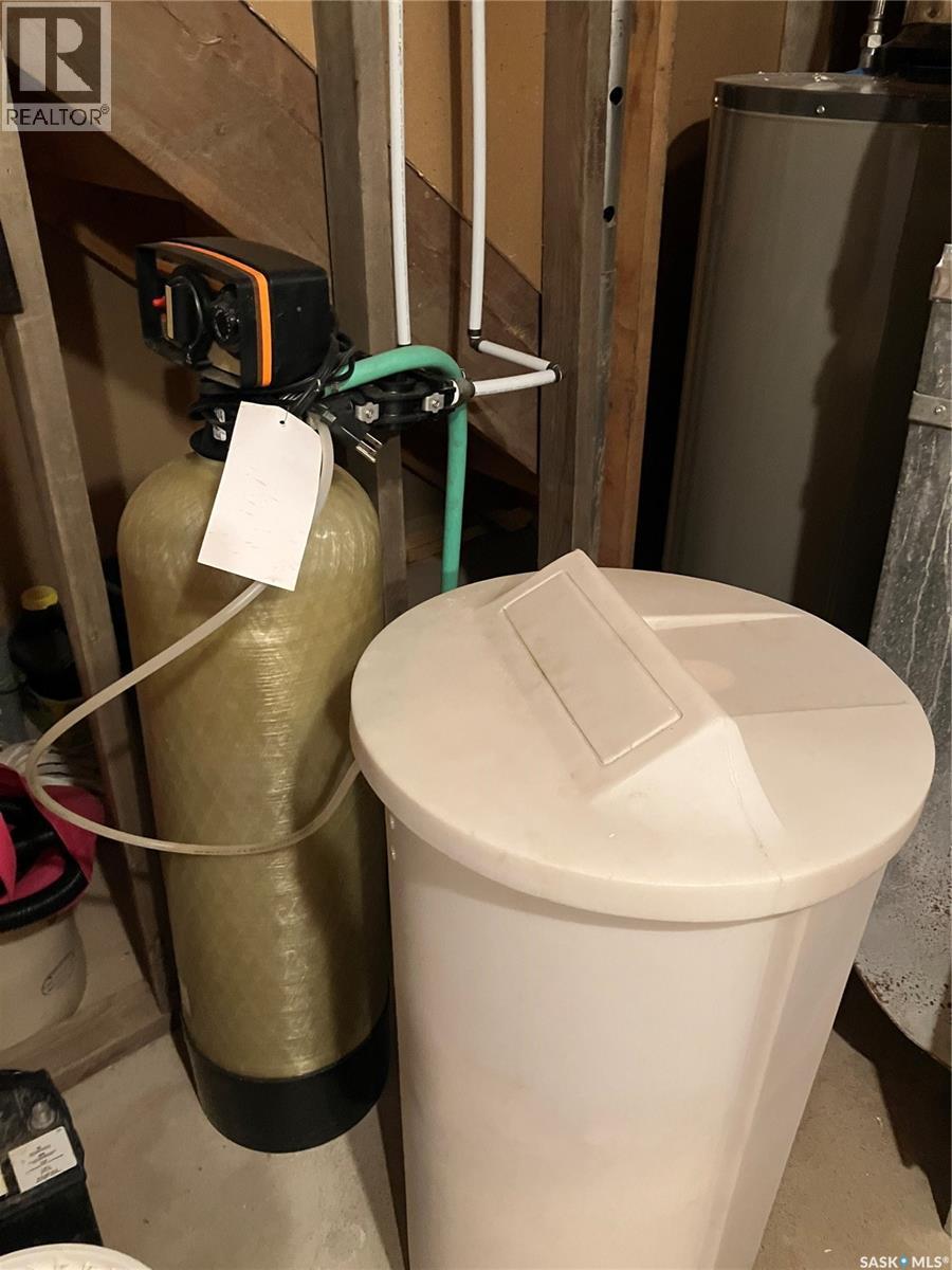 402 3rd Street Nw, Ituna, Saskatchewan  S0A 1N0 - Photo 22 - SK027669