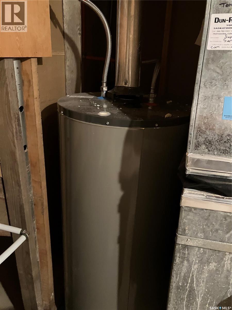 402 3rd Street Nw, Ituna, Saskatchewan  S0A 1N0 - Photo 23 - SK027669