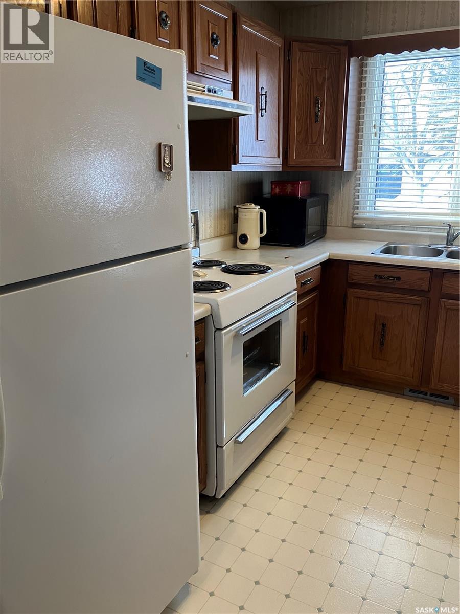 402 3rd Street Nw, Ituna, Saskatchewan  S0A 1N0 - Photo 4 - SK027669